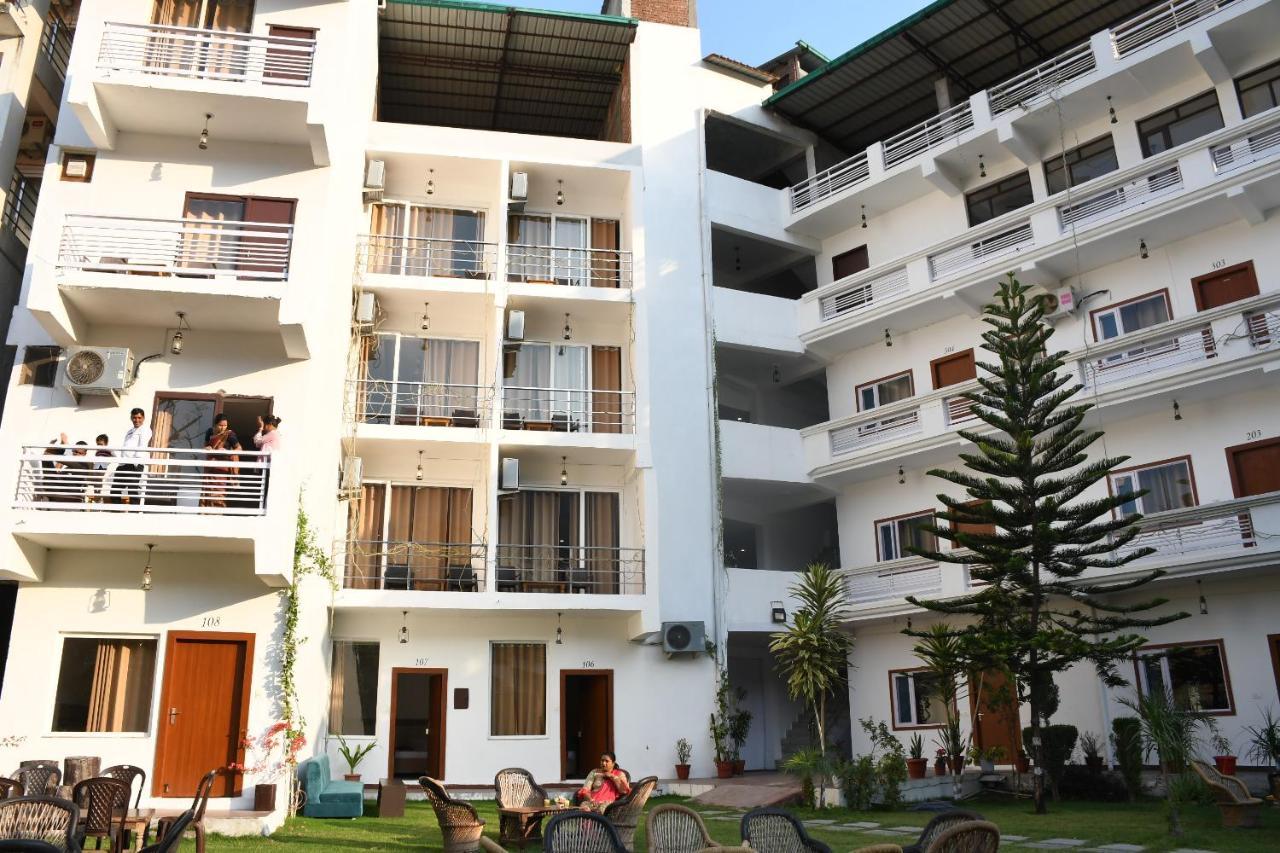 Shivansh Inn Resort Rishikesh Ngoại thất bức ảnh