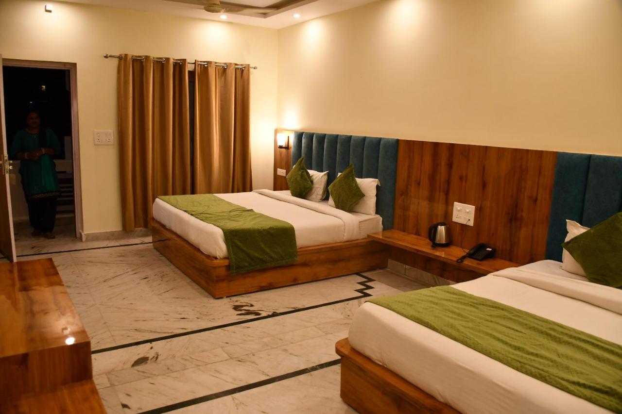 Shivansh Inn Resort Rishikesh Ngoại thất bức ảnh